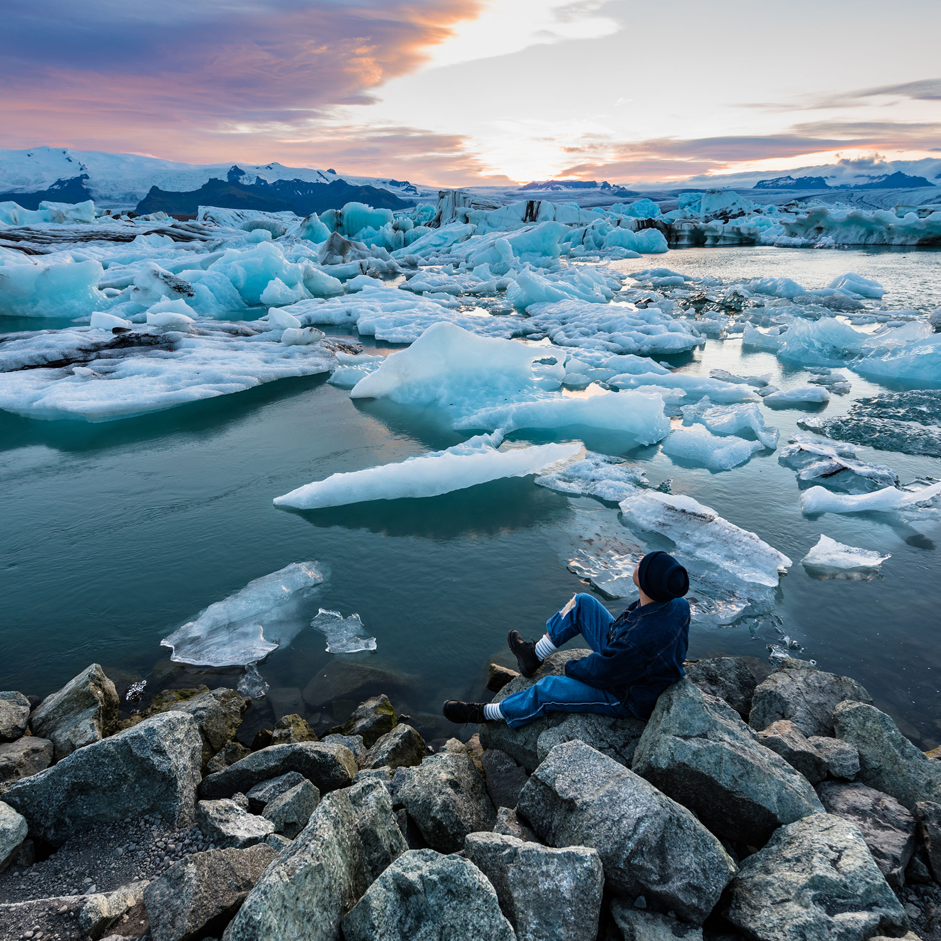 6日【冰岛★中文旅拍小巴团】南部海岸+黄金圈+间歇泉+黑沙滩+冰河湖+冰岛各类热门活动 ♫ 畅享冰岛之夏 ♬